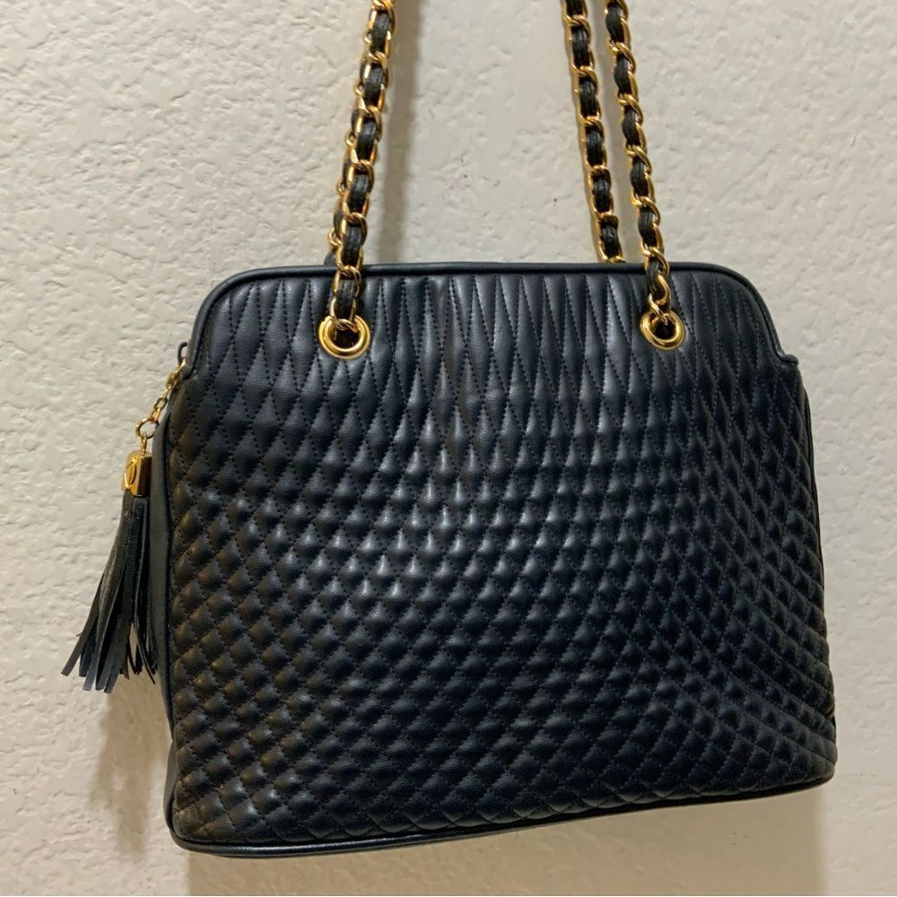 Vintage Worthington navy blue vegan leather quilted chain strap bag - Picture 3 of 15